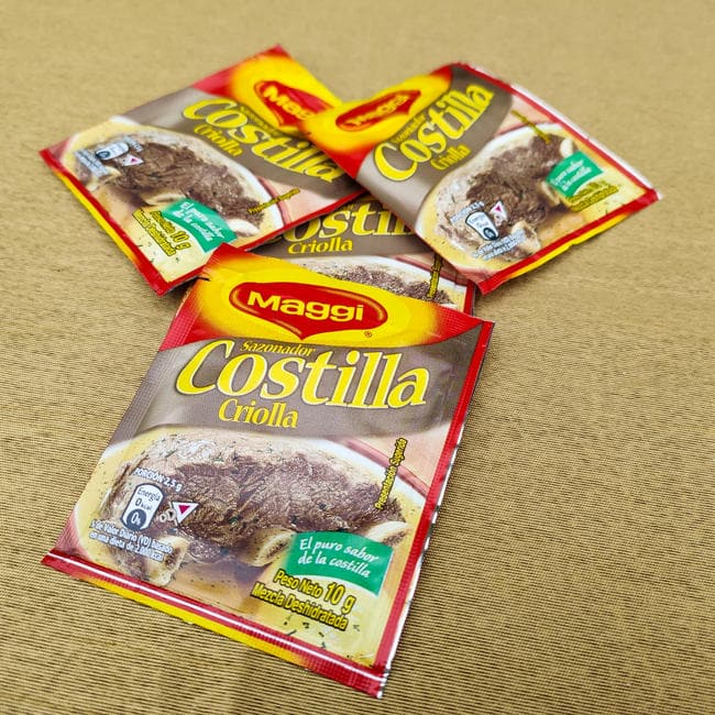 Sazonador Costilla Criolla Maggi. 10g por sobre. Total 40g